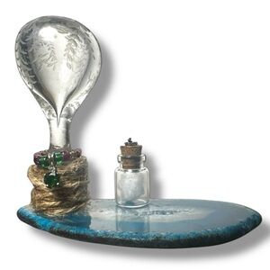 Hot Air Balloon Sculpture • Bespoke Desk Decor • Book Shelf Accents• Home Decor